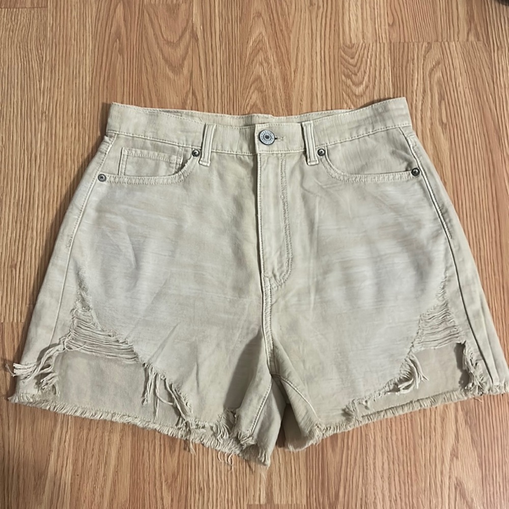 NWOT American Eagle Khaki/Linen Mom Shorts Size 6